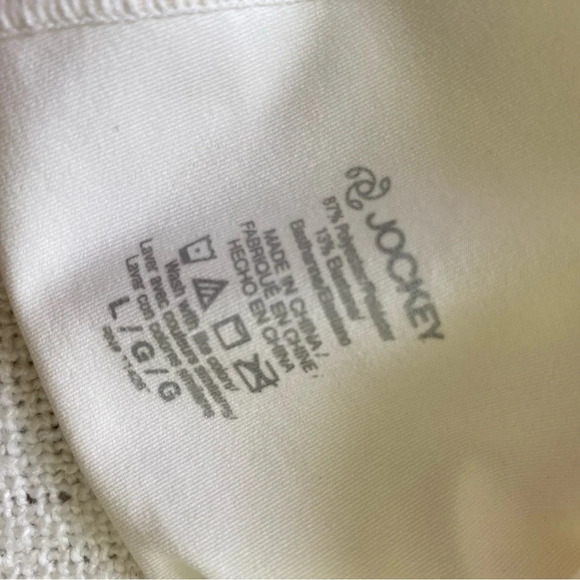 Jockey Women's Classic White Shapewear Top - Picture 6 of 6